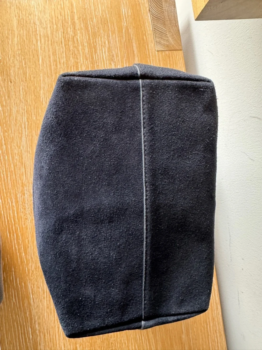 NWT MADEWELL Essential Belted Bucket Tote Juniper Berry Navy Suede Gold Hardware - Picture 10 of 16